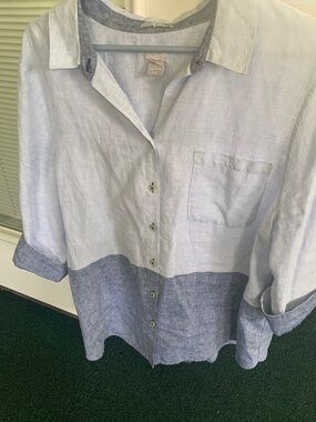 Chico’s Blue Two Toned Top